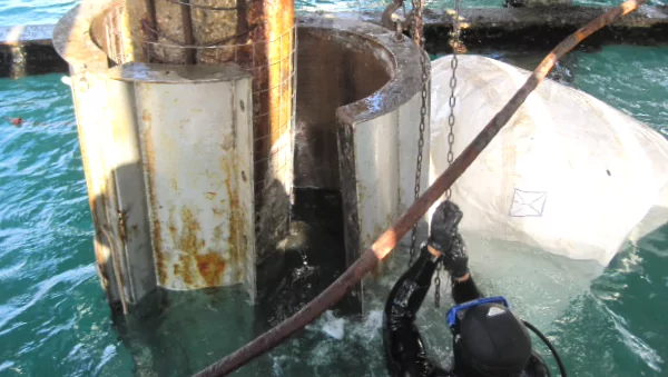 Mol rafinerije ENI (Taranto)