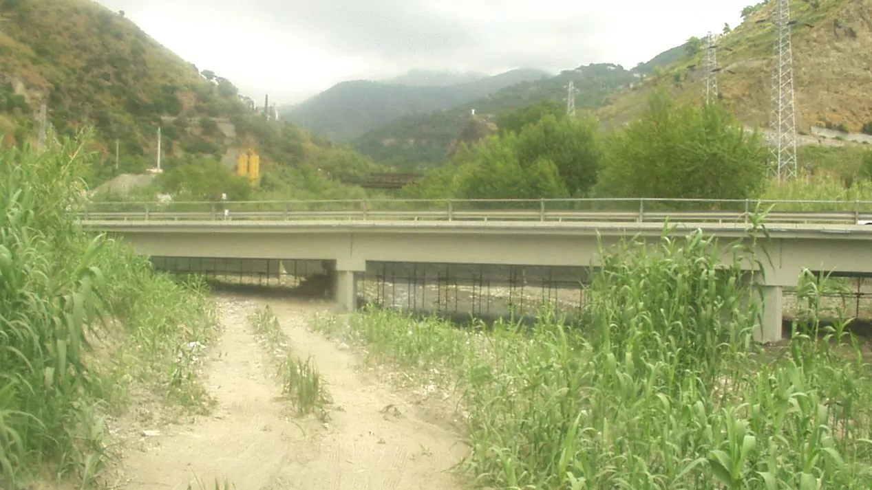 Vijadukt SS 18 km 331+078 (Diamante – CS)