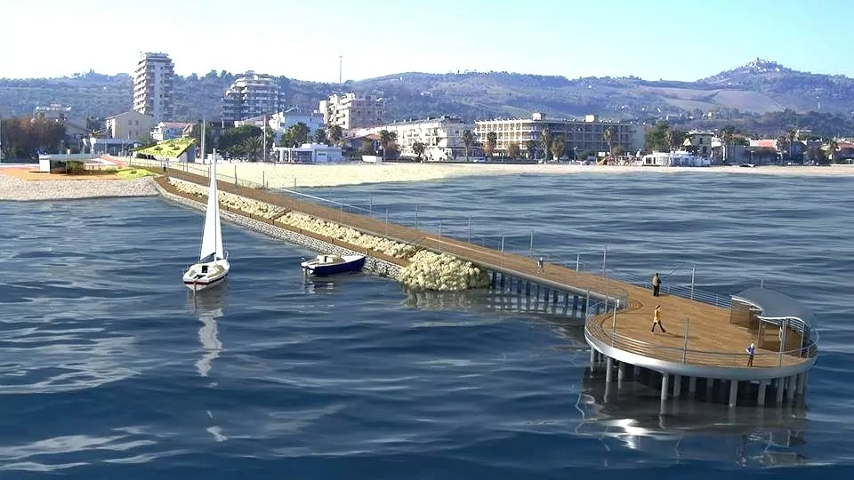 Turistički pristanišni mol (Roseto degli Abruzzi - TE)