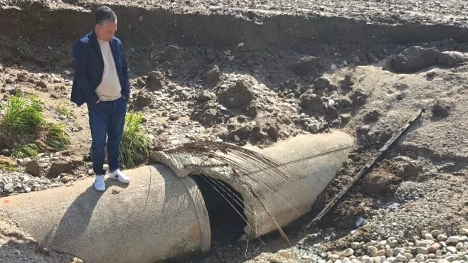 Popravak betonske vodovodne cijevi (Pitesti - Rumunjska)