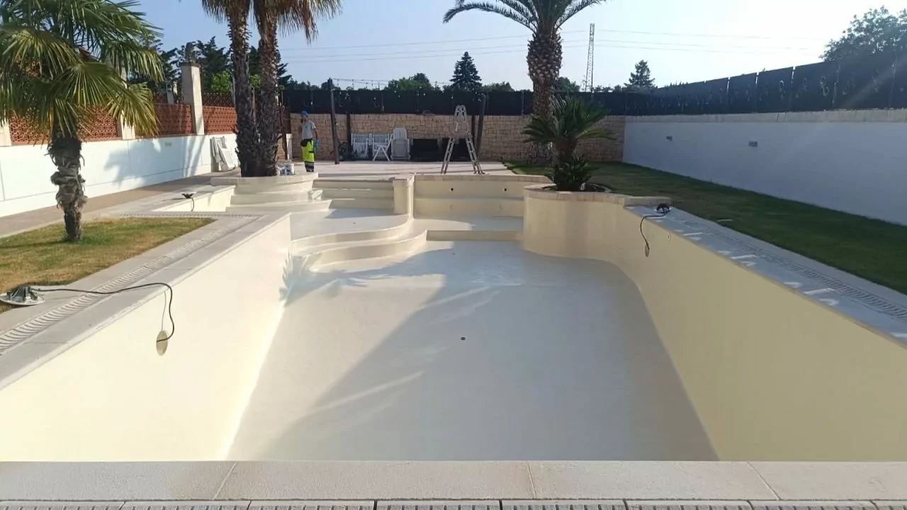 Unutarnje slikanje bazena (Putignano - BA)