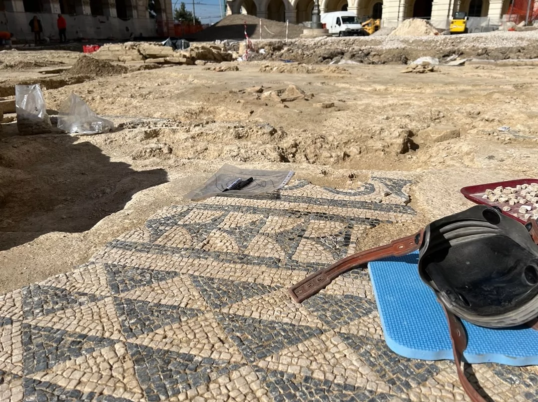 Mozaici na Piazza S. Giustino (Chieti)